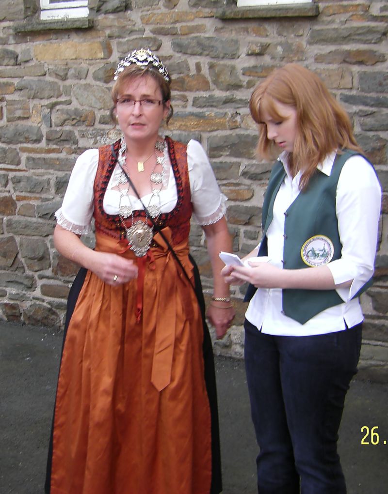 05 Koenigin Angela