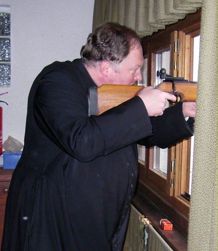 01 Anschiessen von Praeses Pfarrer Kuerten